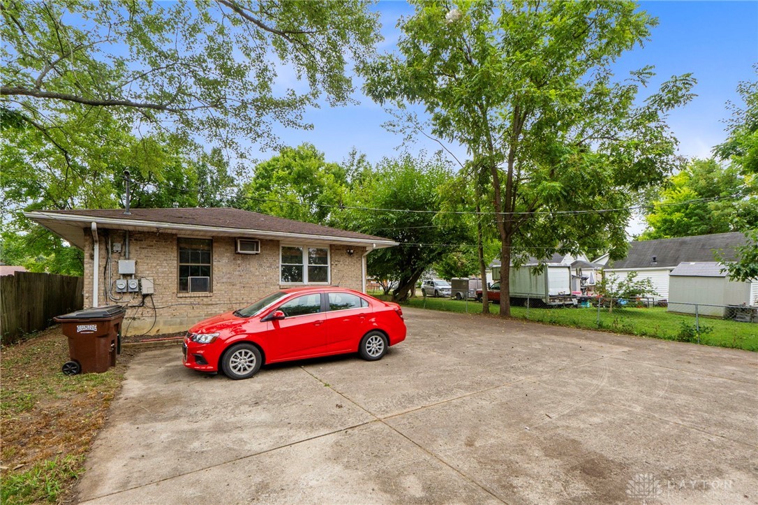 1823 Wilbur Avenue 1825