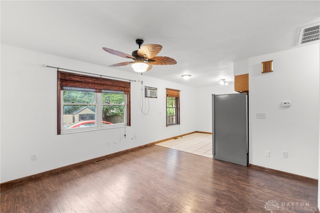 1823 Wilbur Avenue 1825