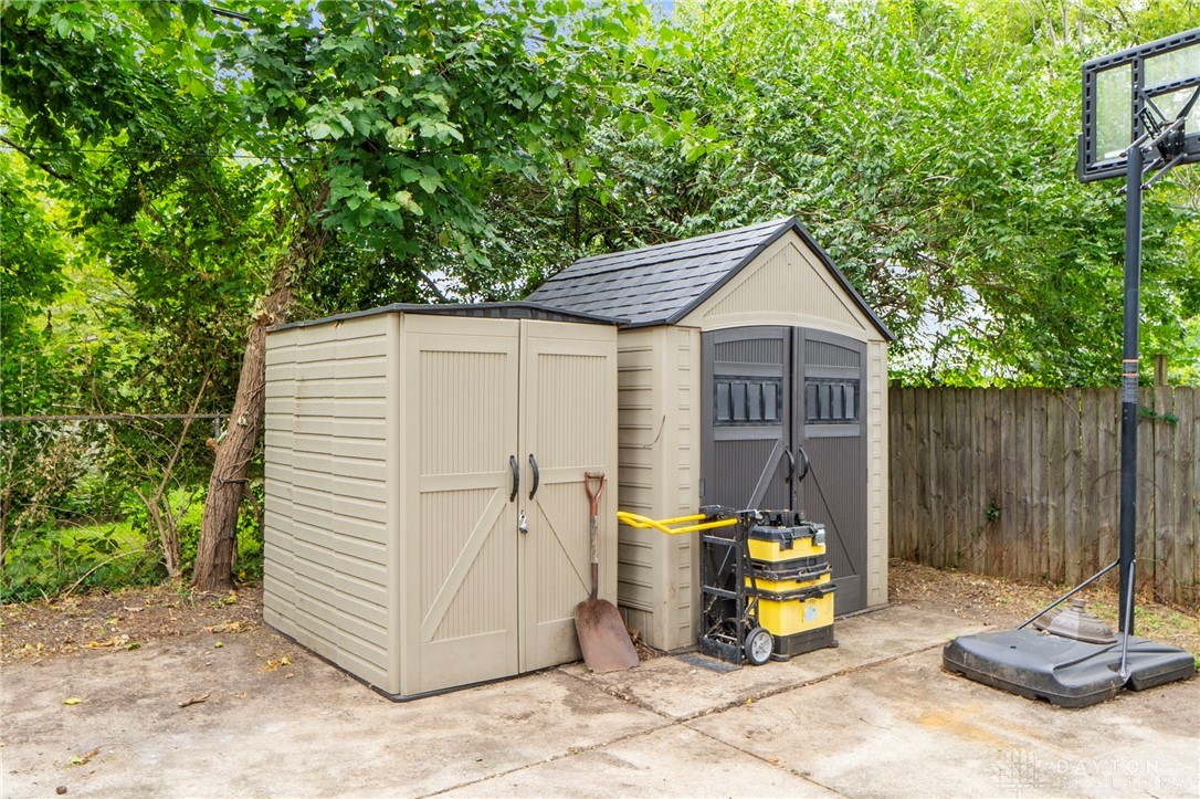 1823 Wilbur Avenue 1825