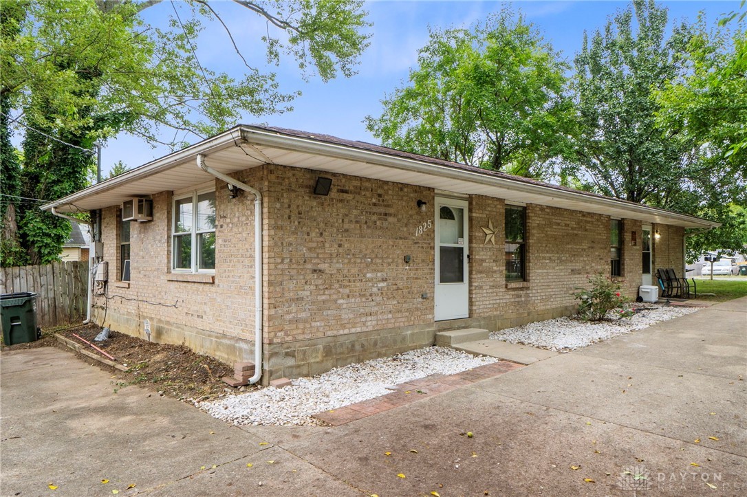 1823 Wilbur Avenue 1825
