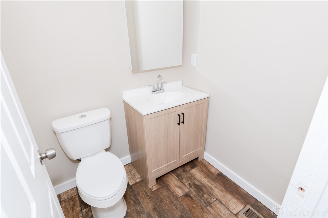 4817 Lodgeview Drive