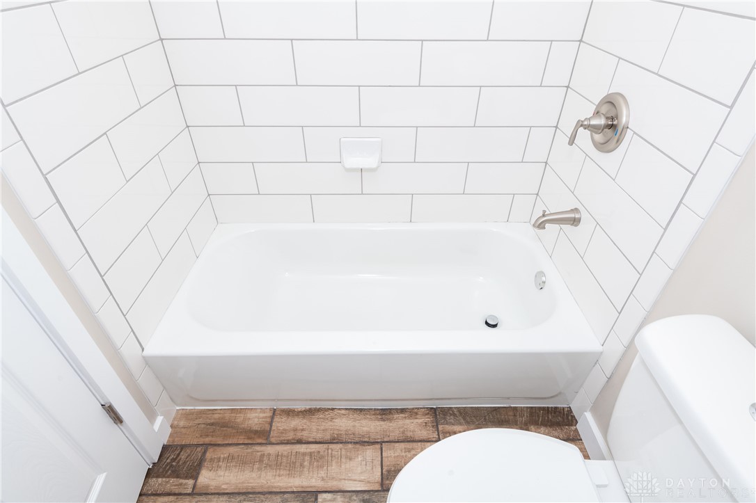 4817 Lodgeview Drive