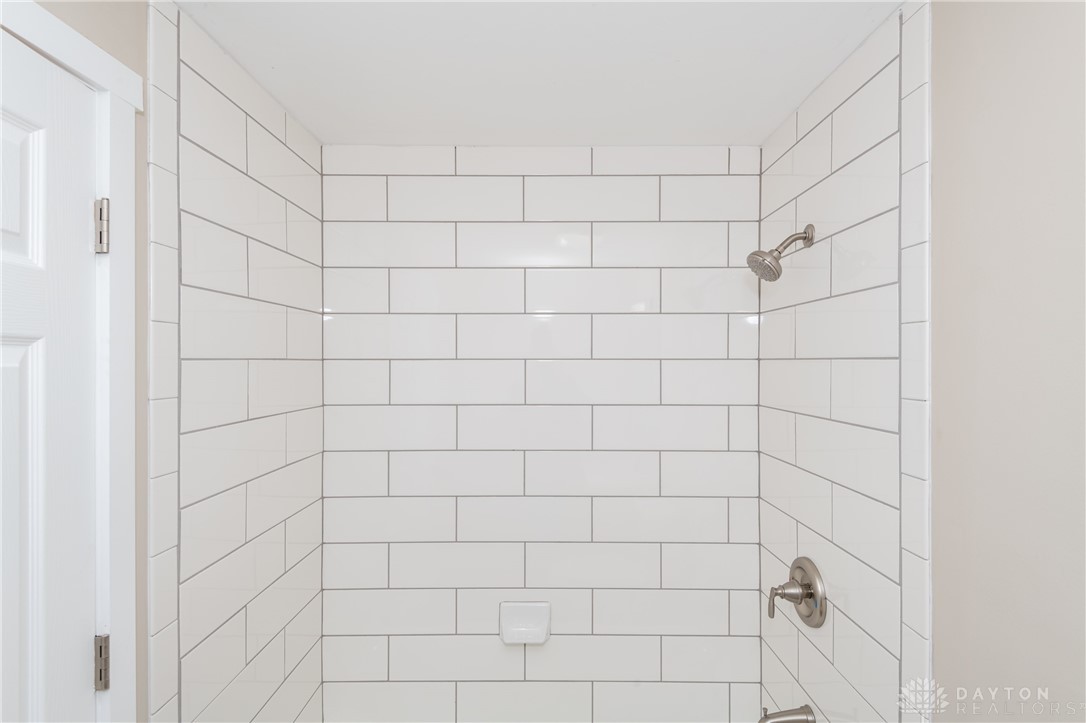 4817 Lodgeview Drive