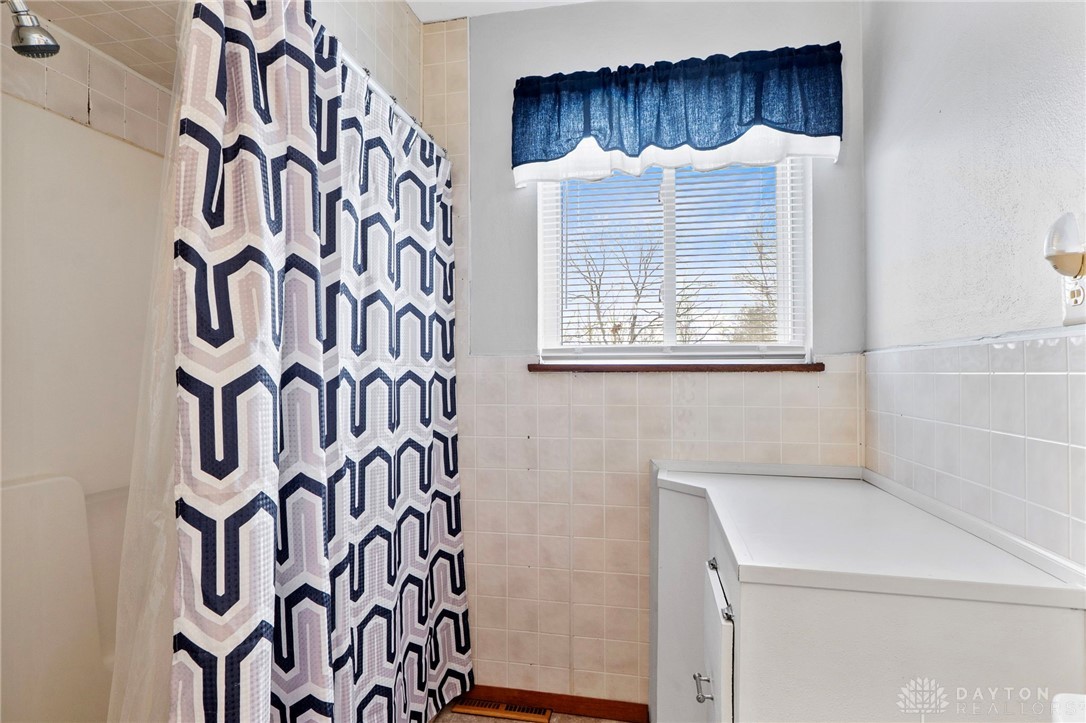 2908 Valleyview Drive