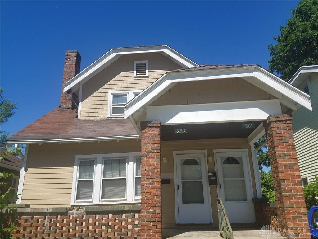 559/561 Evergreen Avenue