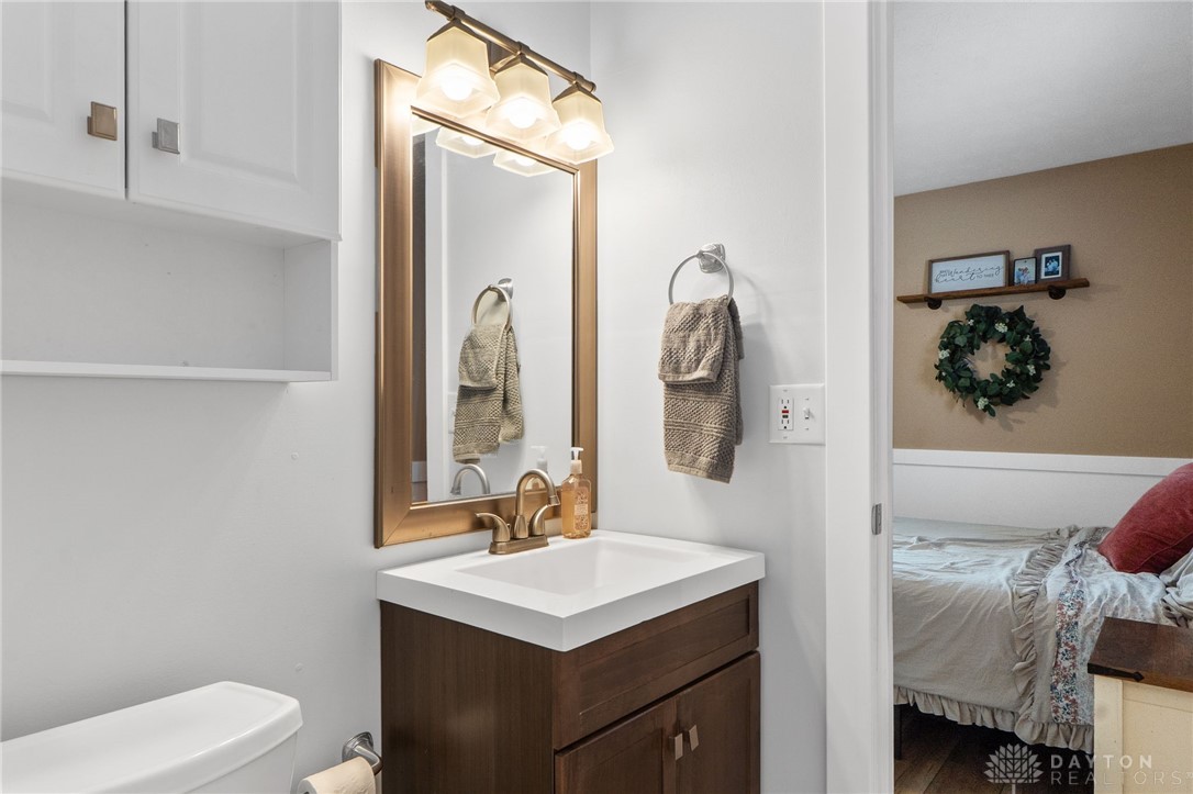 6055 Layne Hills Court