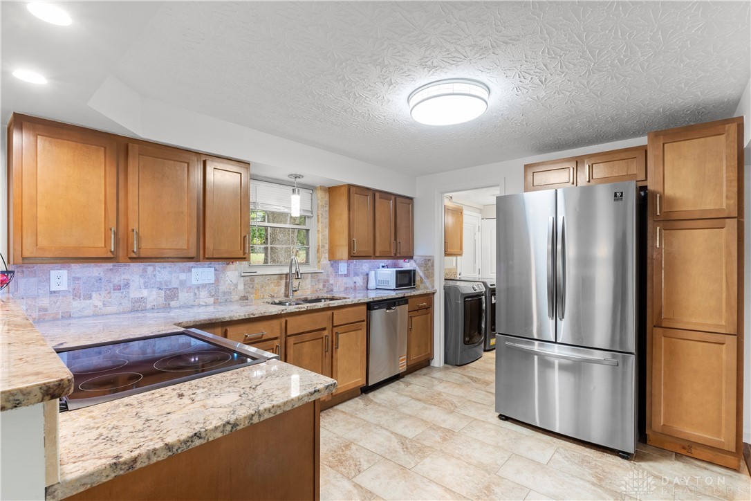 3930 Beechwood Drive