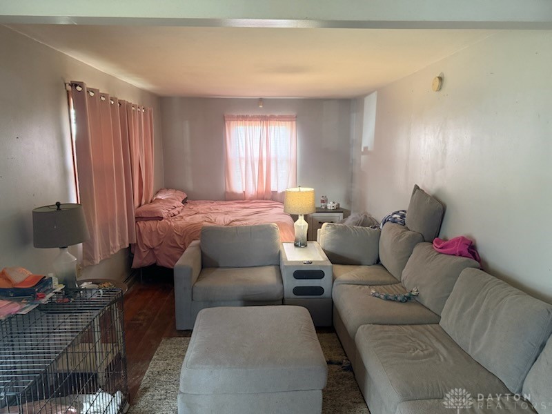 1708 S Maple Avenue