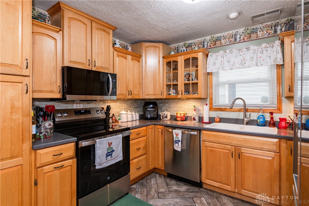 180 Lynnhaven Drive