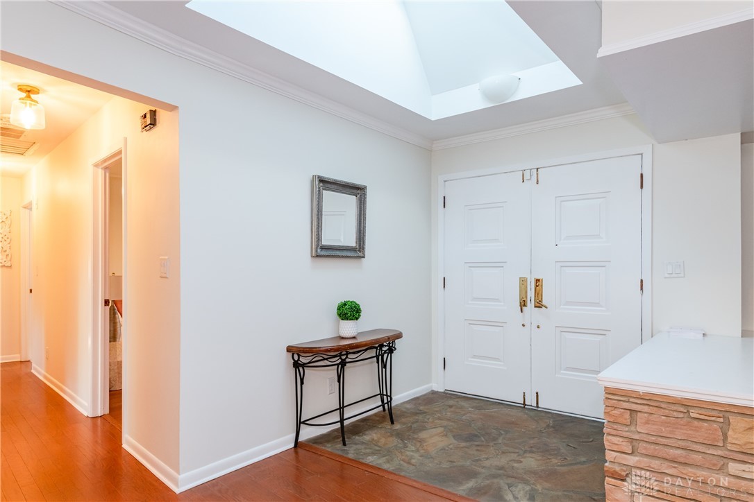5806 Folkestone Drive