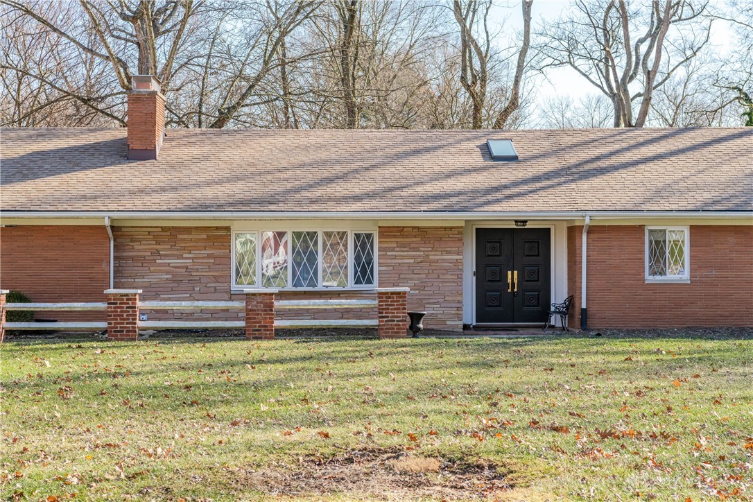 5806 Folkestone Drive