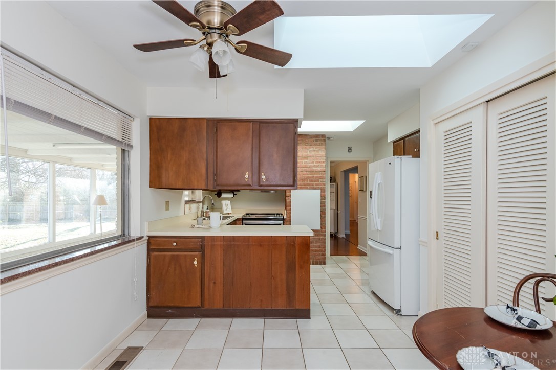 5806 Folkestone Drive