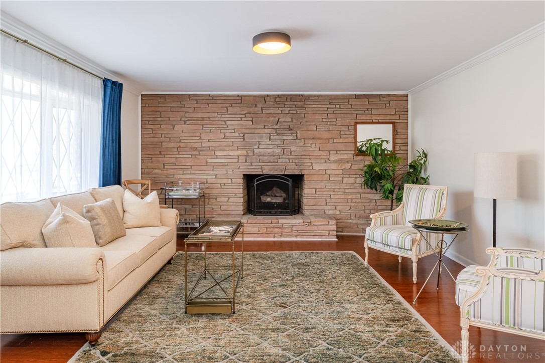 5806 Folkestone Drive