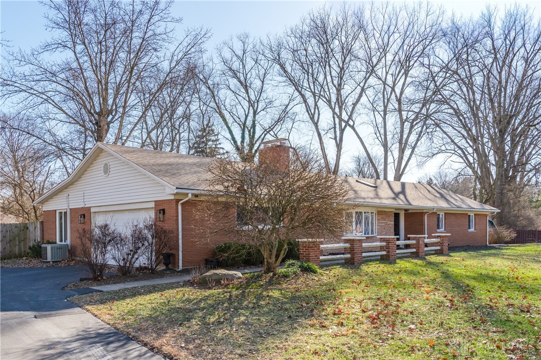 5806 Folkestone Drive