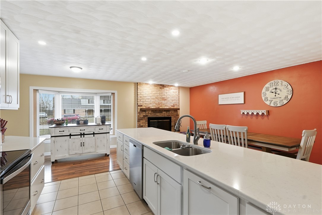 7221 Brandtvista Avenue