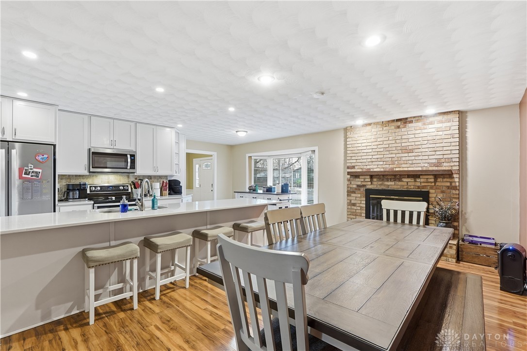 7221 Brandtvista Avenue