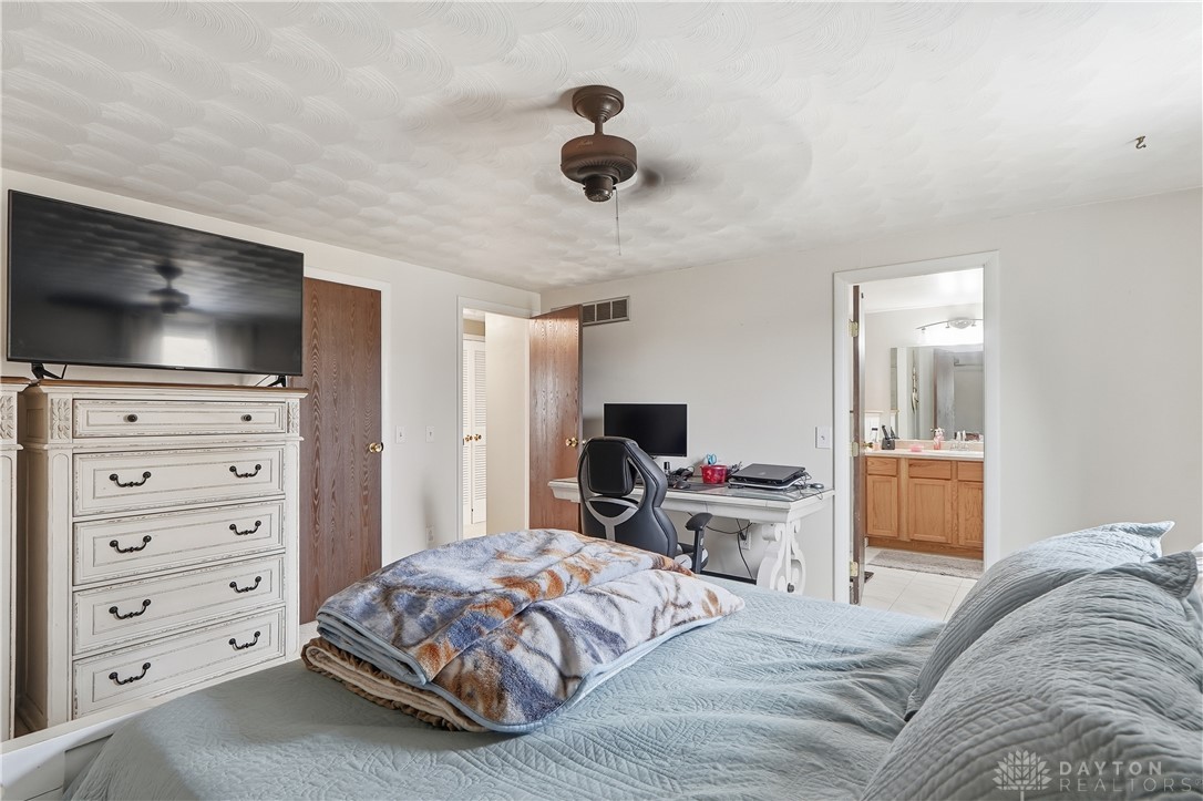 7221 Brandtvista Avenue