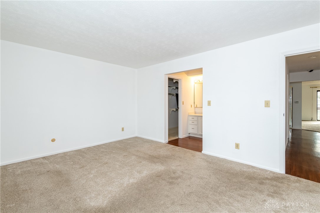 3285 Southdale Drive 4