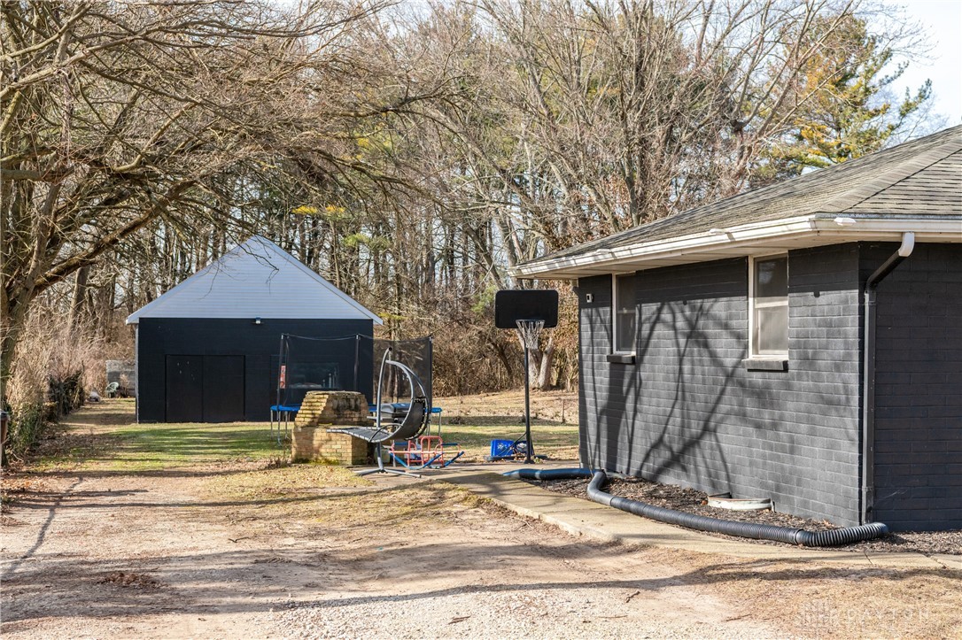 8890 Mann Road