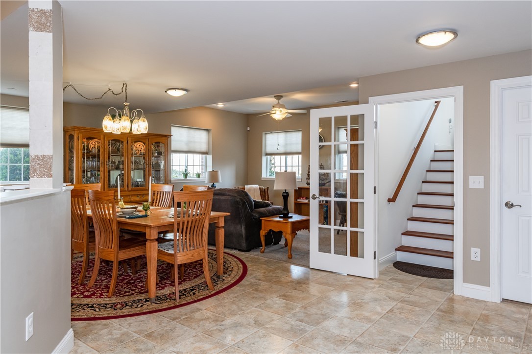 414 S Monroe Siding Road