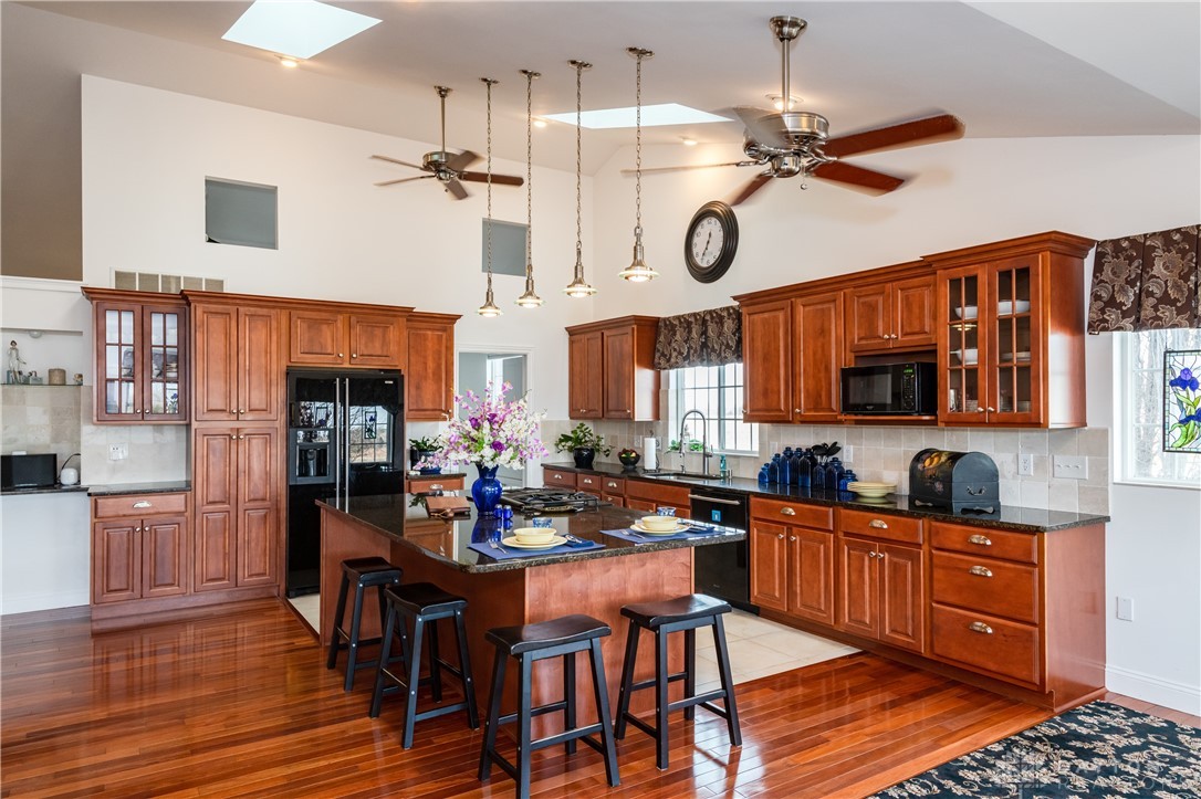 414 S Monroe Siding Road