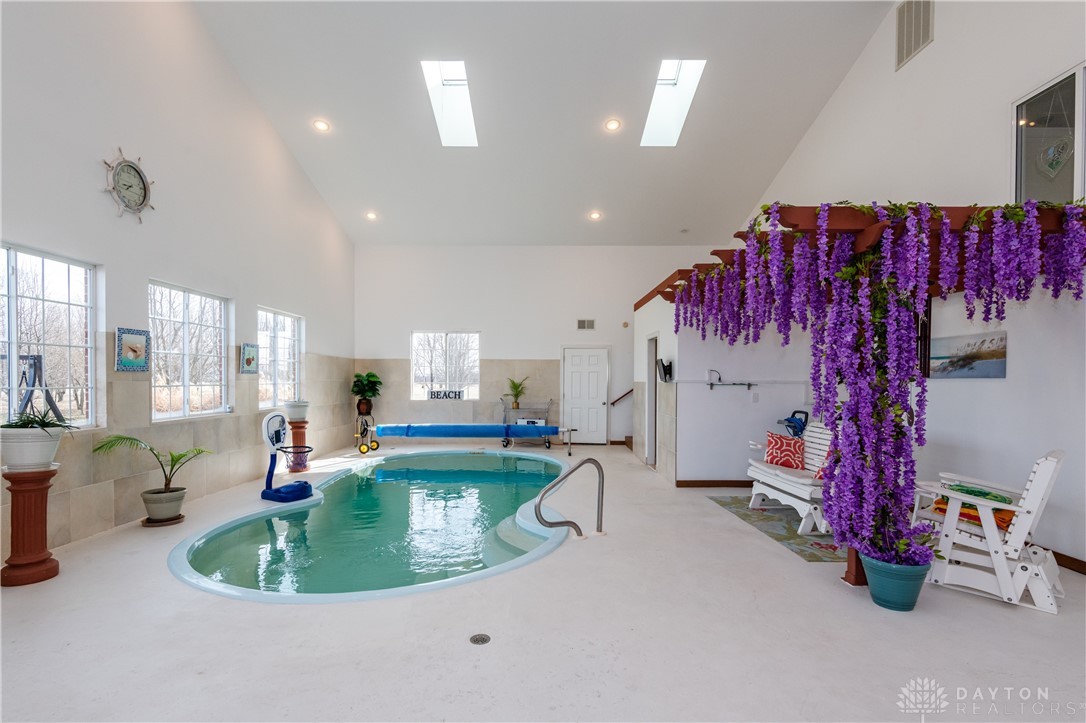 414 S Monroe Siding Road