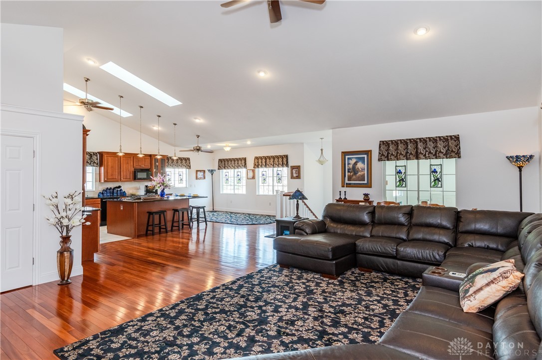 414 S Monroe Siding Road