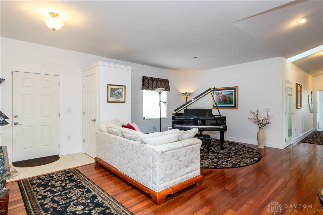 414 S Monroe Siding Road