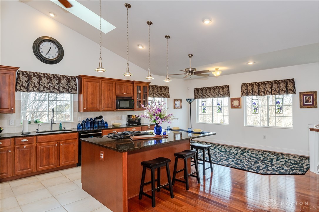 414 S Monroe Siding Road