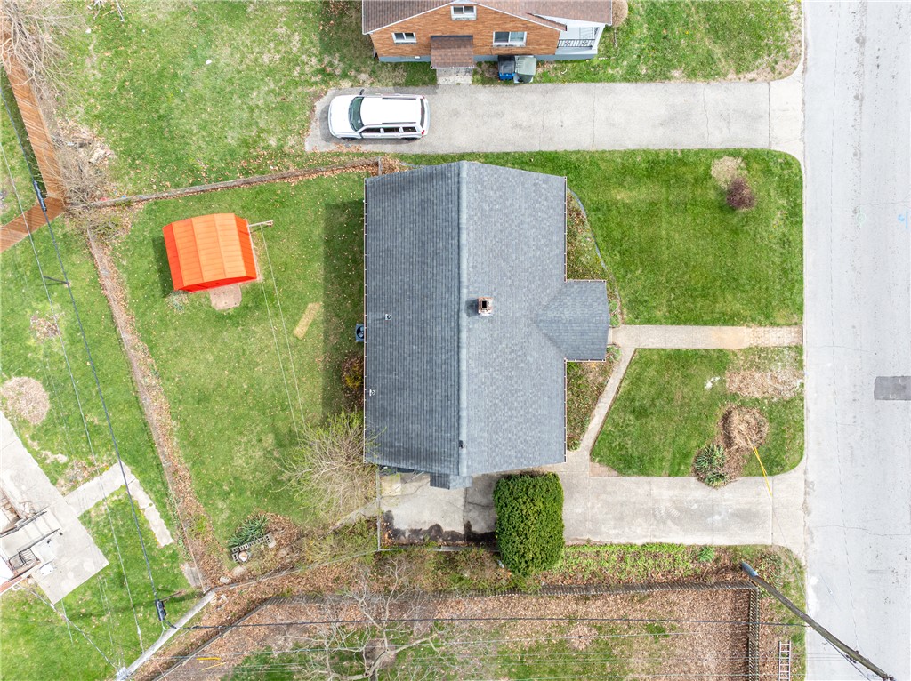 1221 Rangeley Avenue