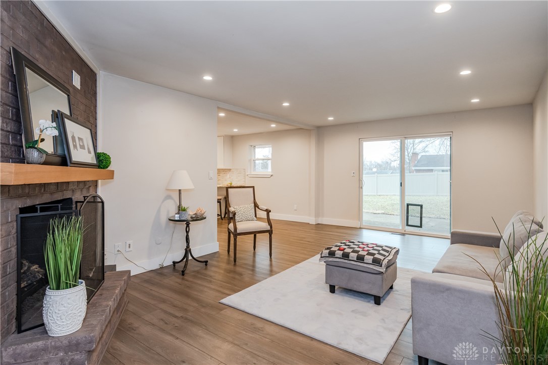 7226 Barr Circle