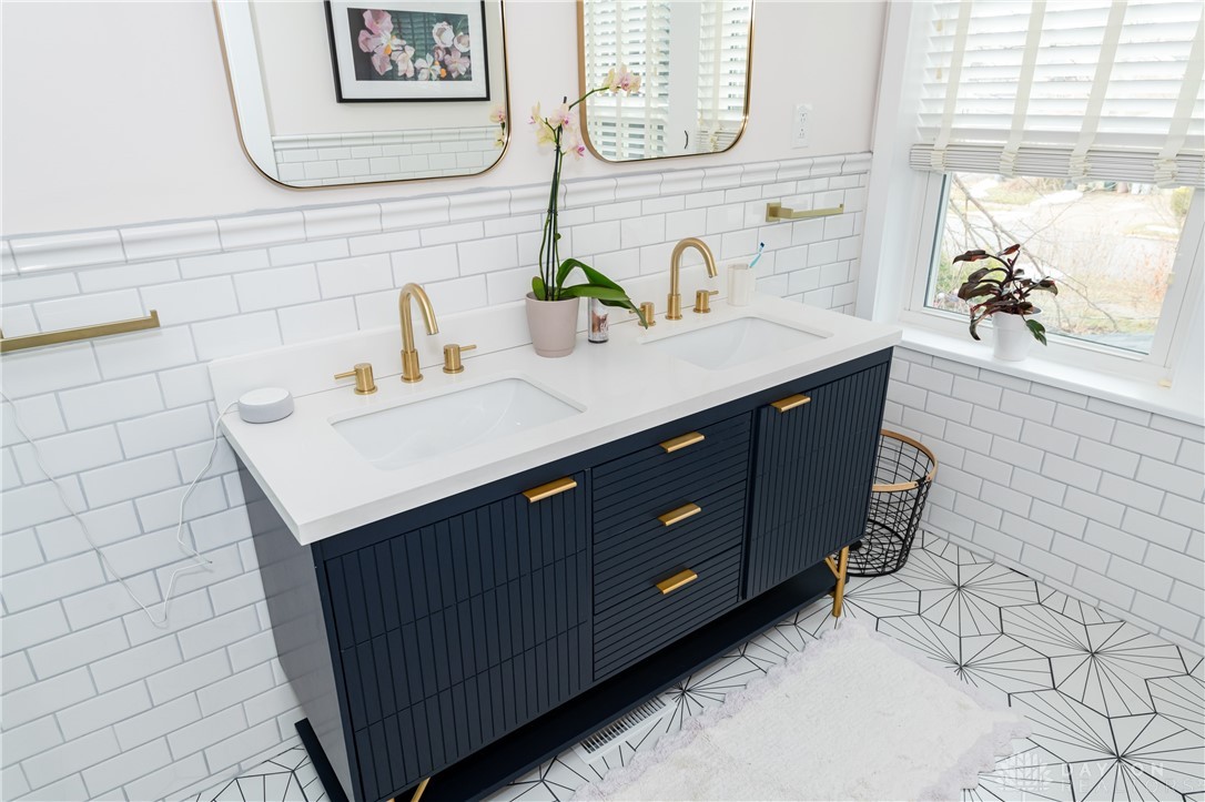 304 Forrer Boulevard