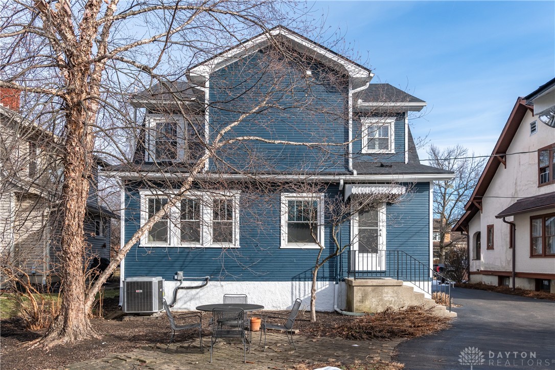 304 Forrer Boulevard