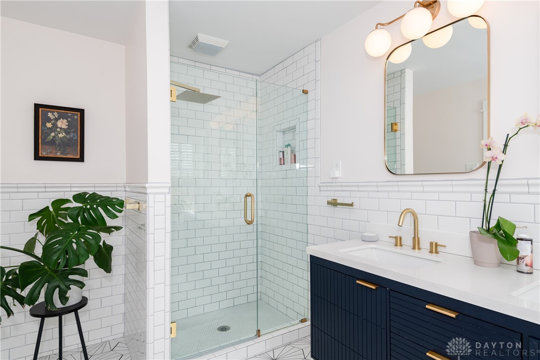 304 Forrer Boulevard