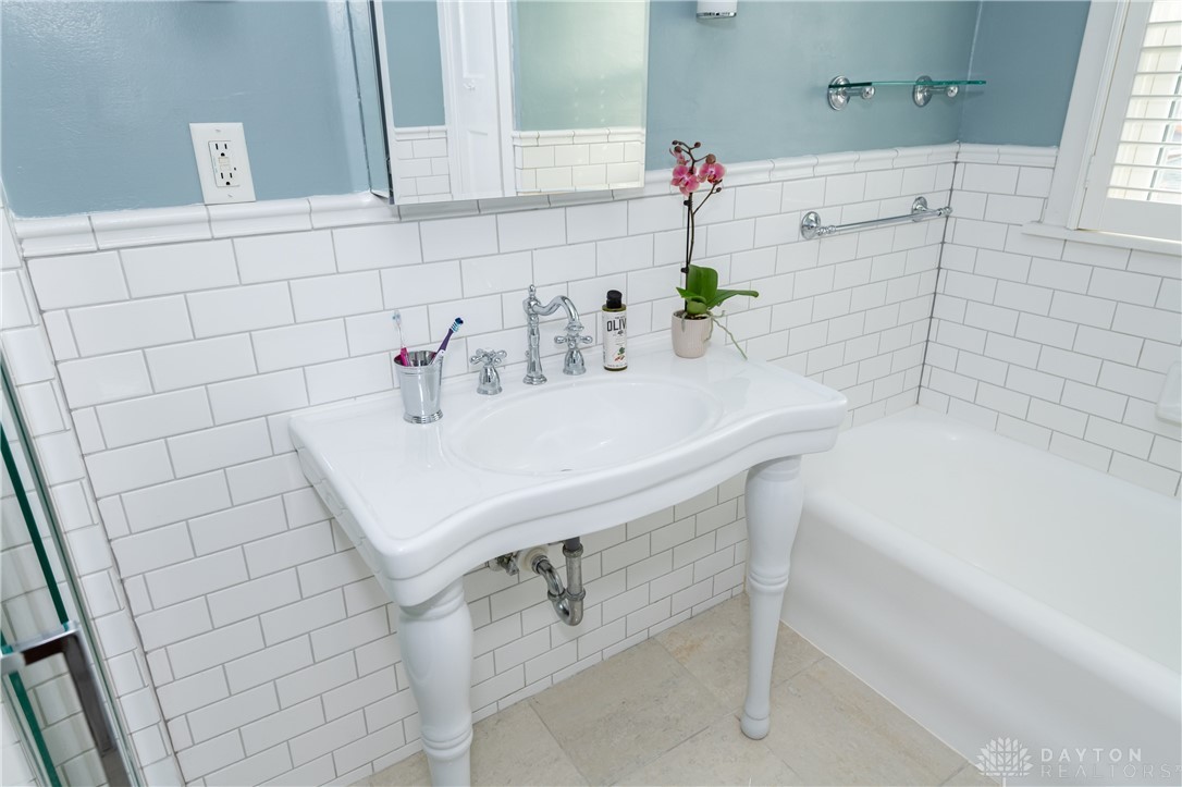 304 Forrer Boulevard