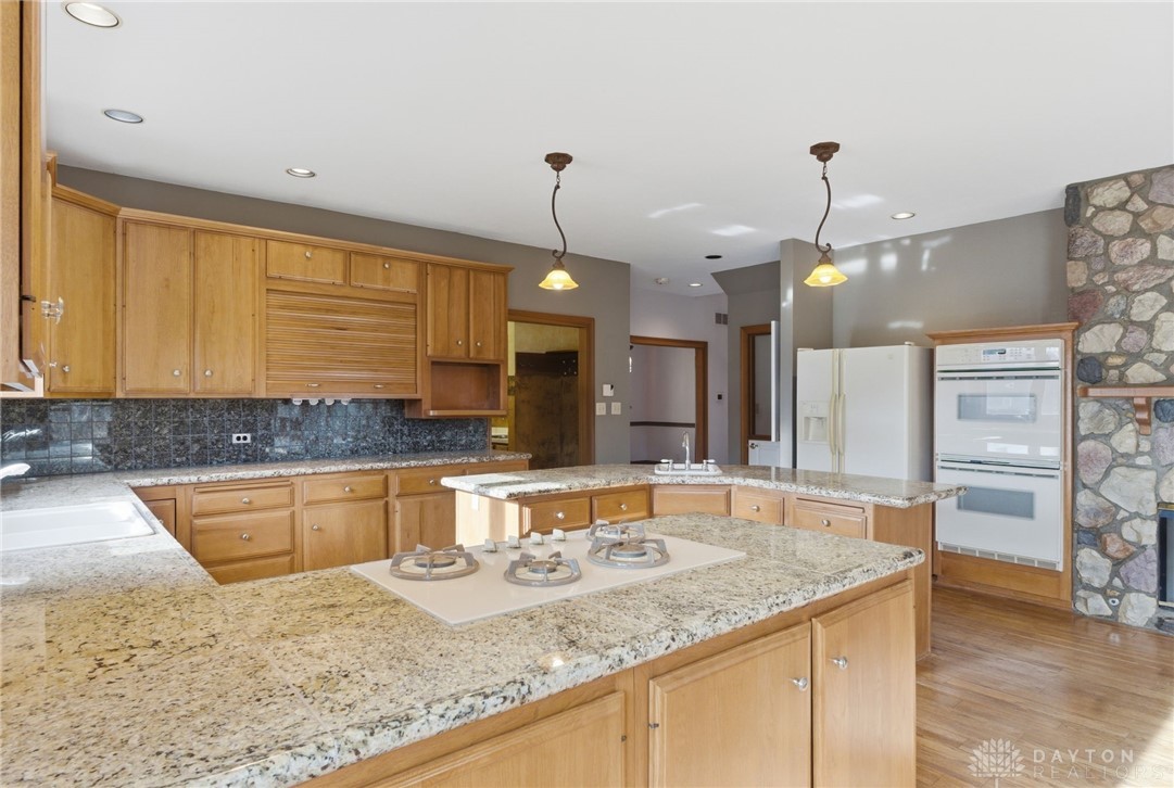 2644 Center Creek Circle