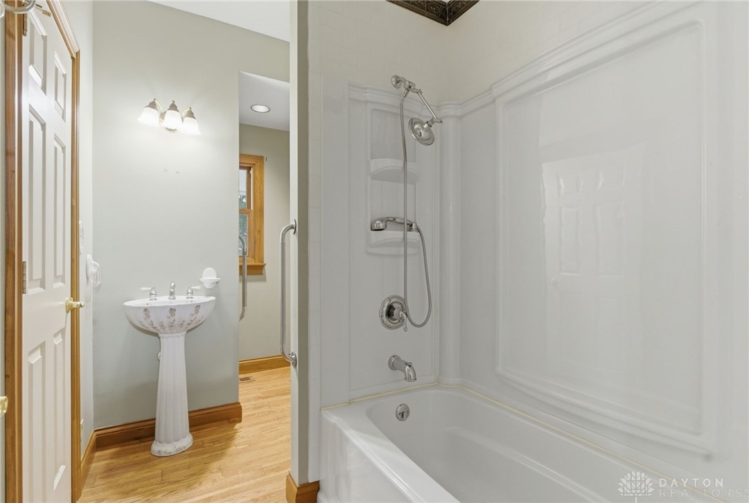 2644 Center Creek Circle