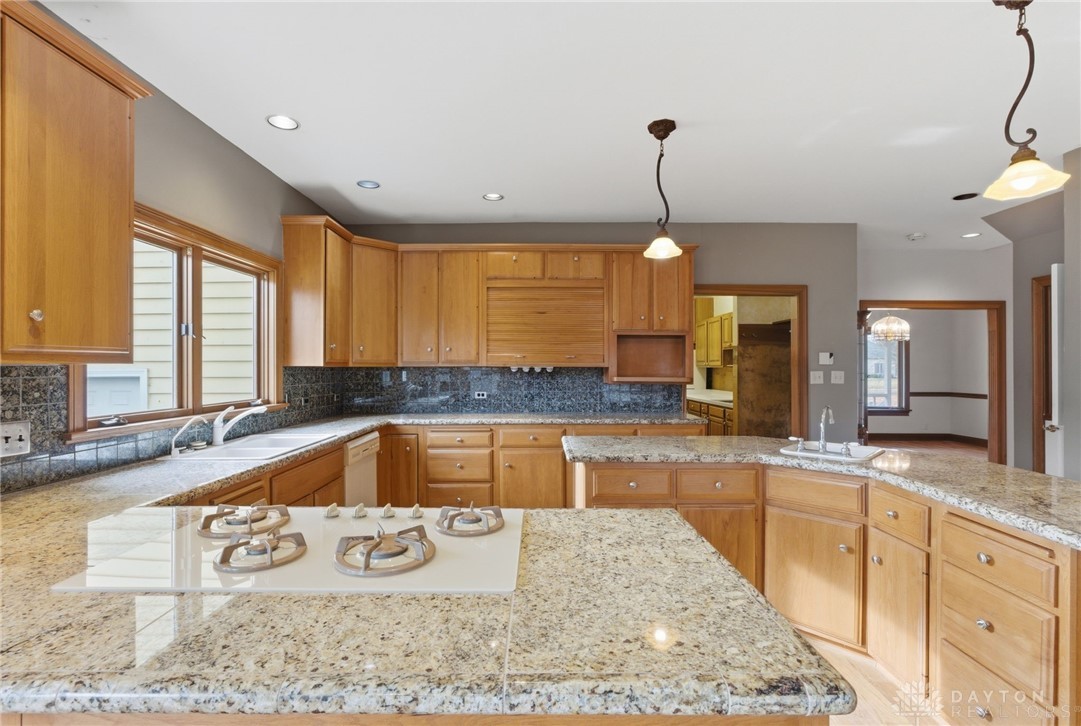 2644 Center Creek Circle