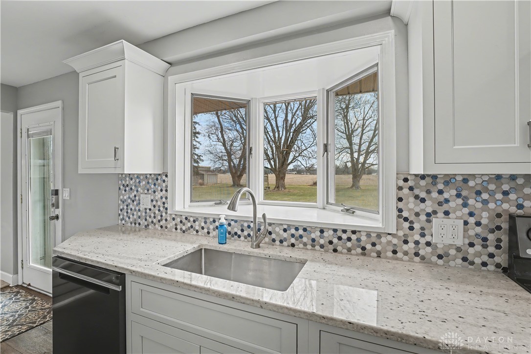 6105 Country Estates Drive