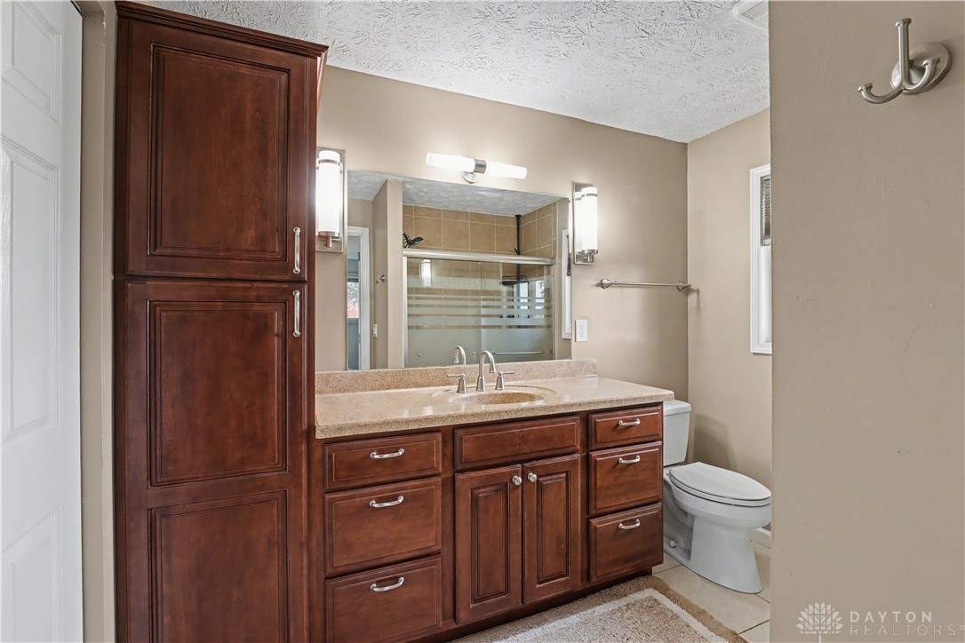 6105 Country Estates Drive