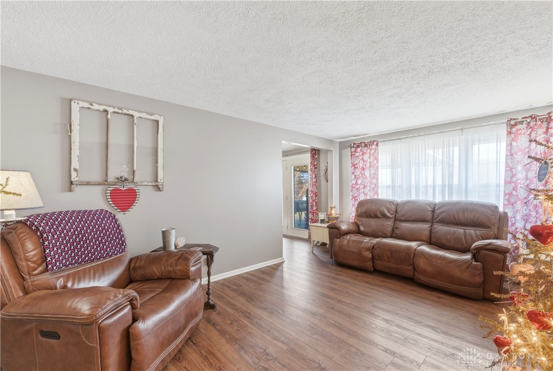 1408 Mapleridge Drive