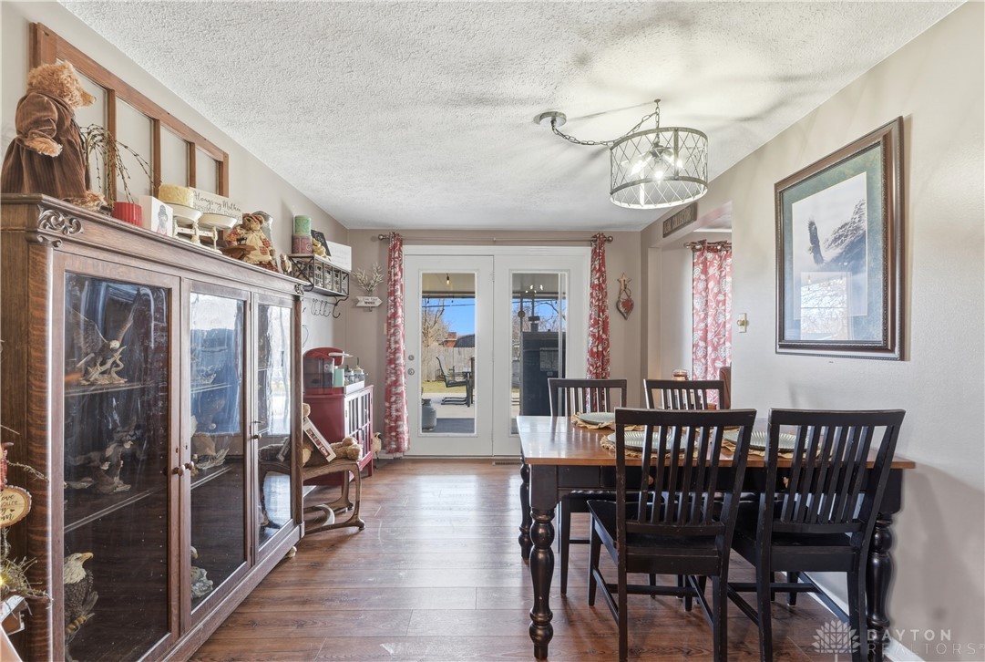 1408 Mapleridge Drive