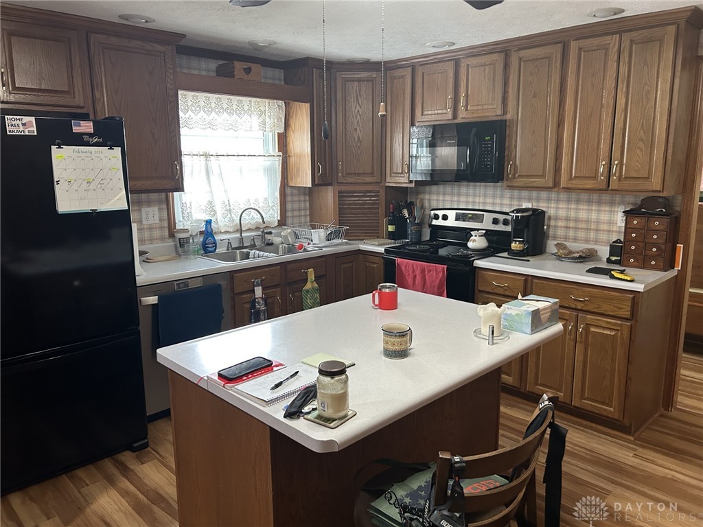 2415 Tennyson Drive