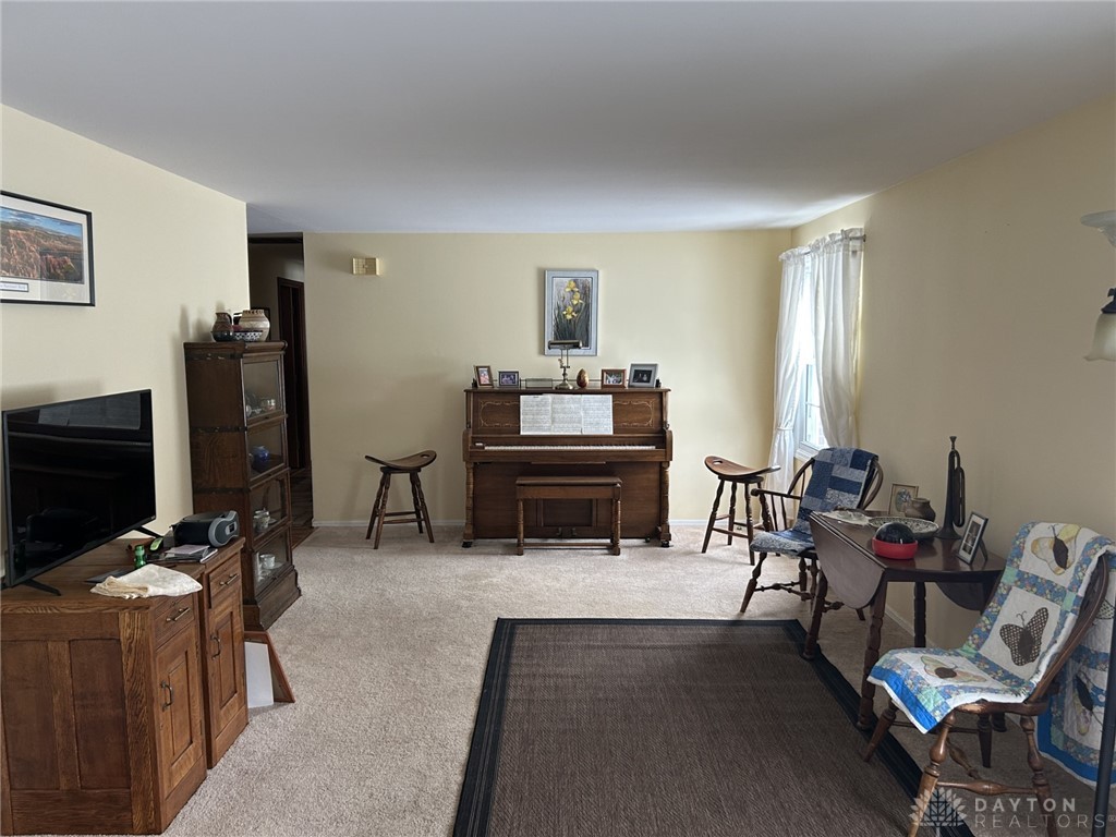 2415 Tennyson Drive
