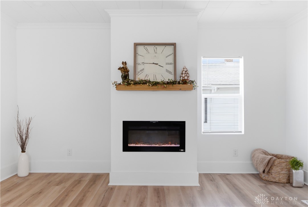 308 E Xenia Drive