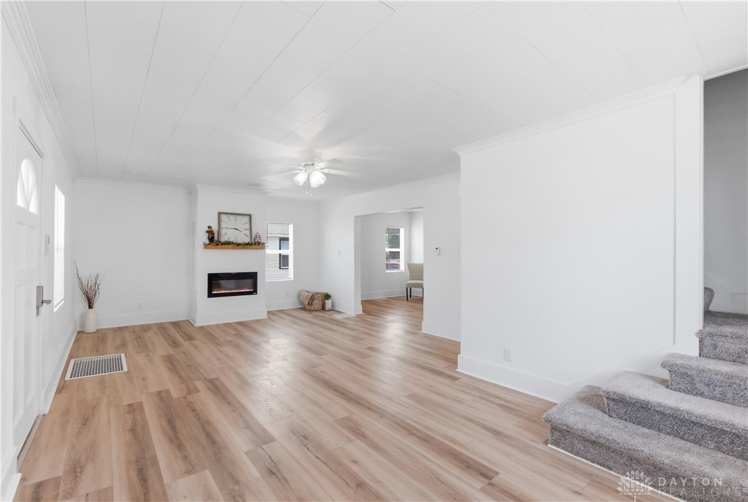308 E Xenia Drive
