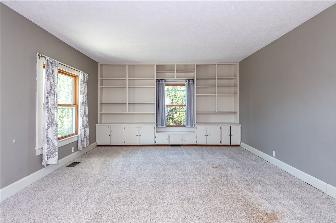 439 W Main Street