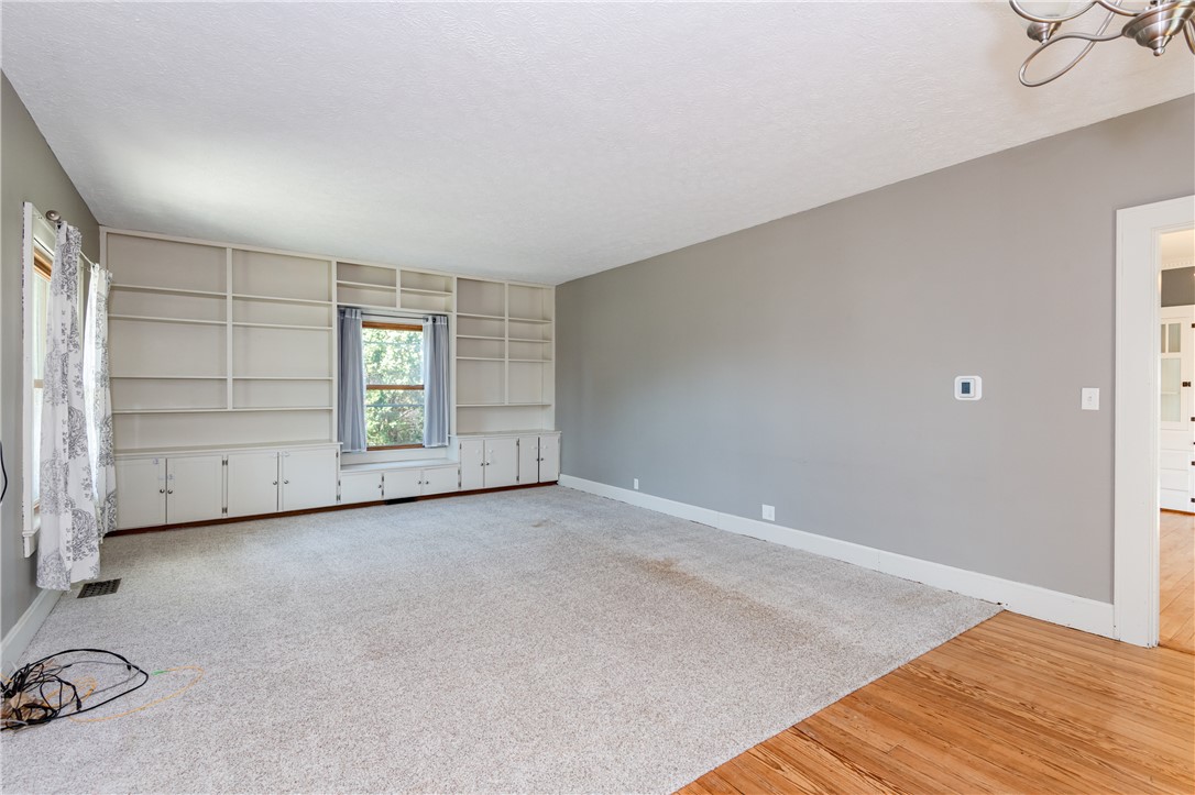 439 W Main Street