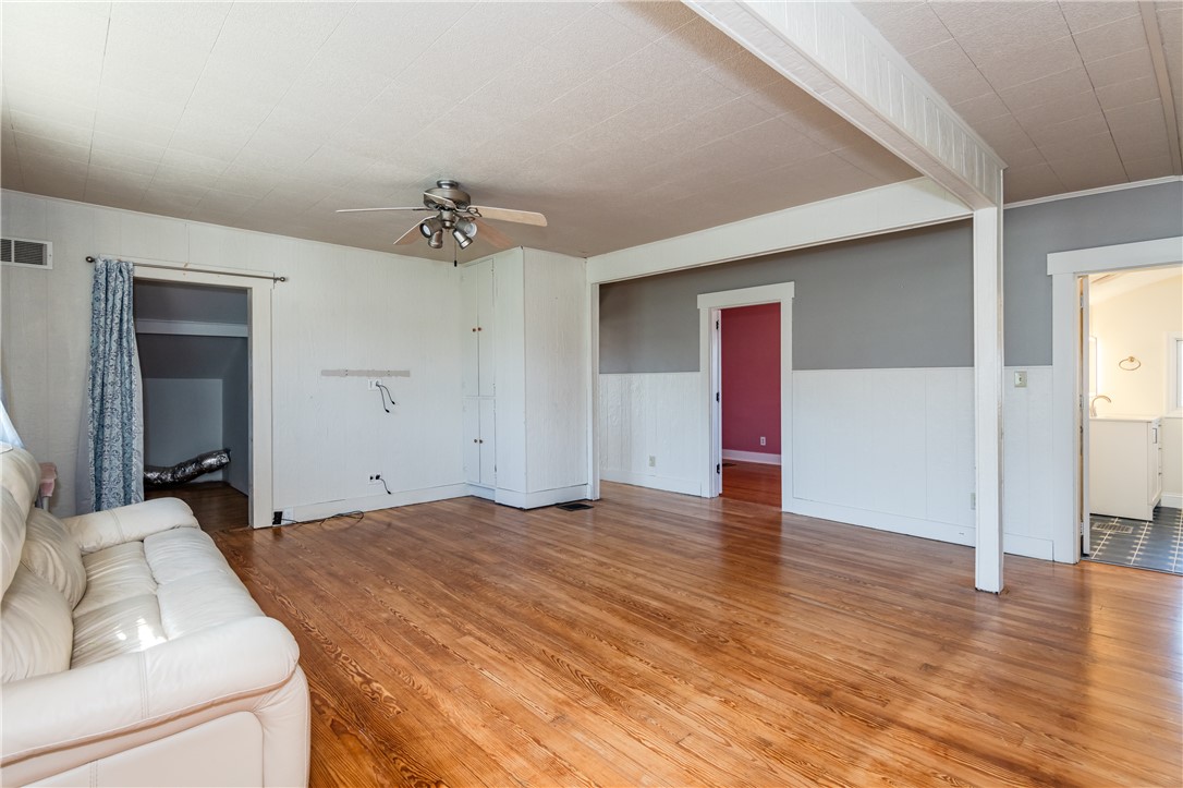 439 W Main Street