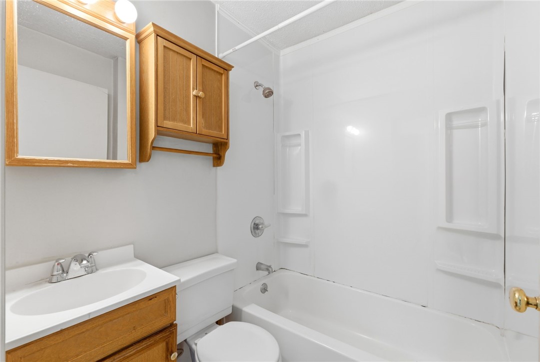 1607 Montgomery Avenue